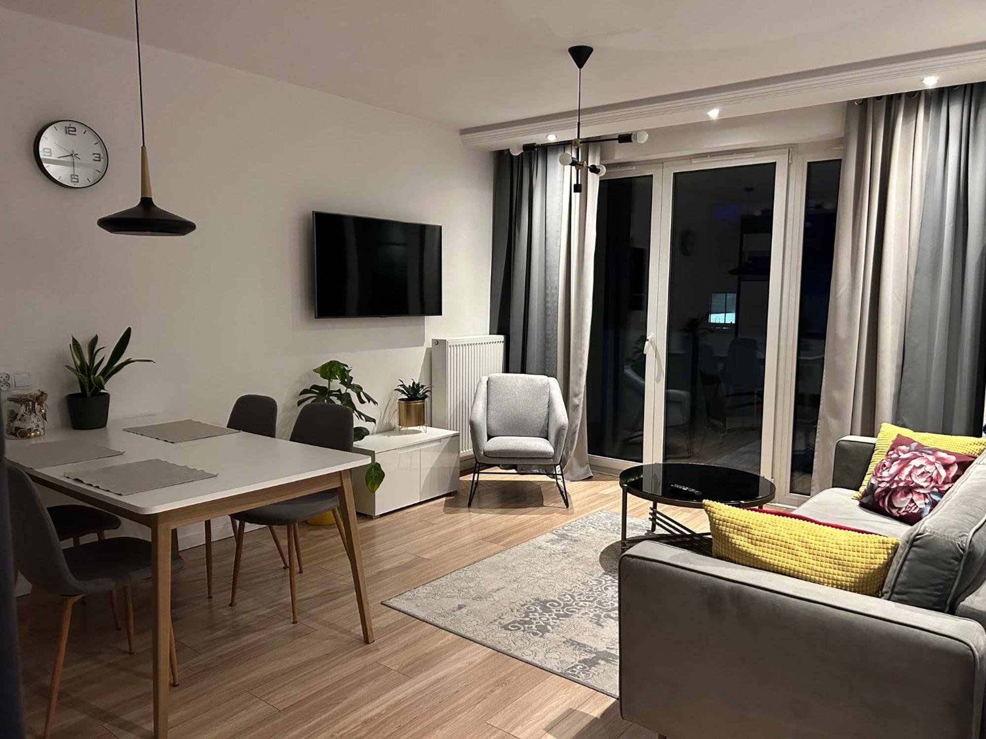 Nowy Apartament W Okolicach Centrum Седльце Экстерьер фото