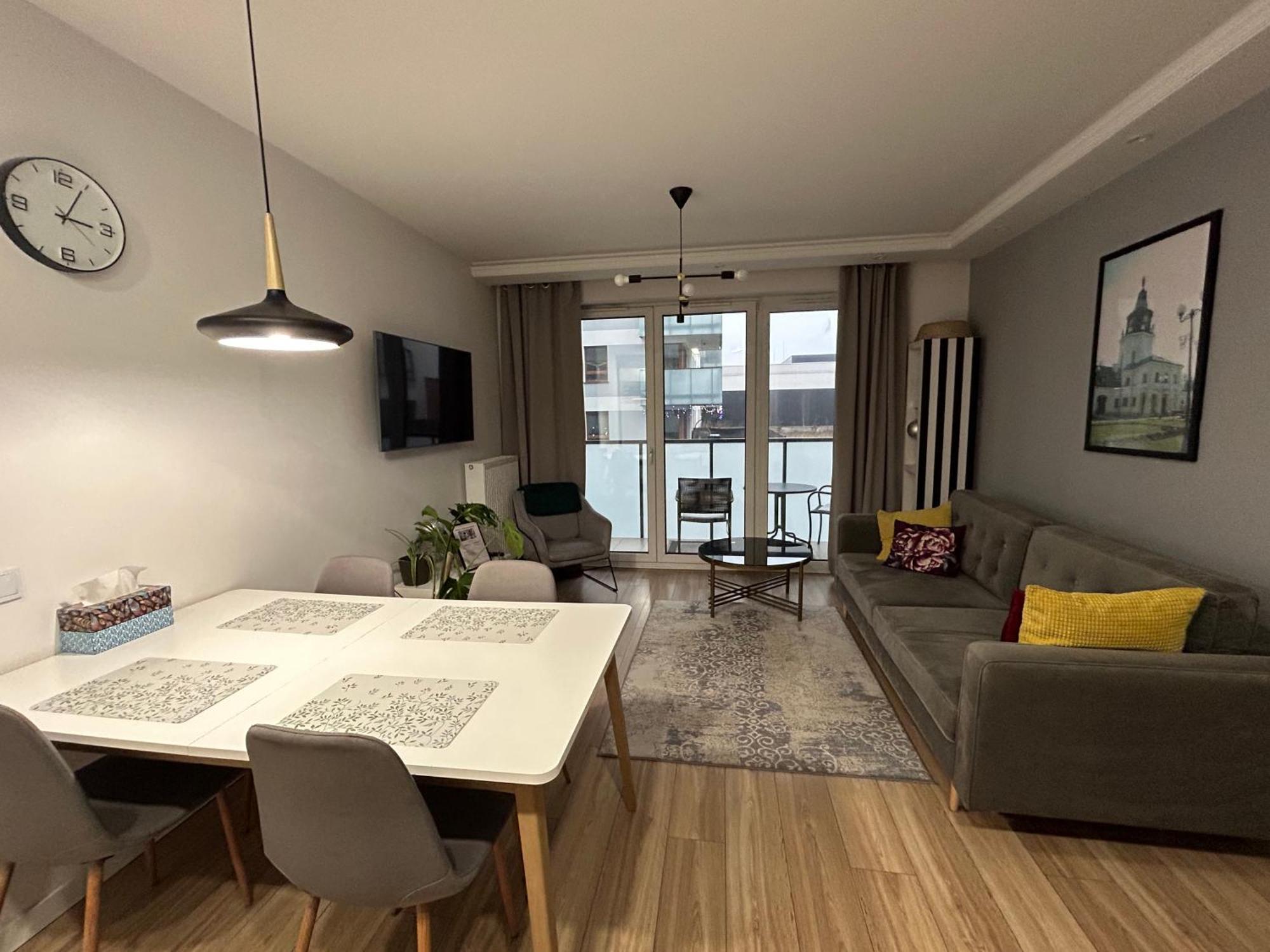 Nowy Apartament W Okolicach Centrum Седльце Экстерьер фото